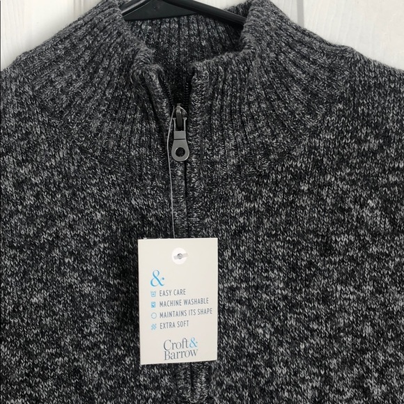 Croft & Barrow 1/4 Zip - Picture 2 of 3